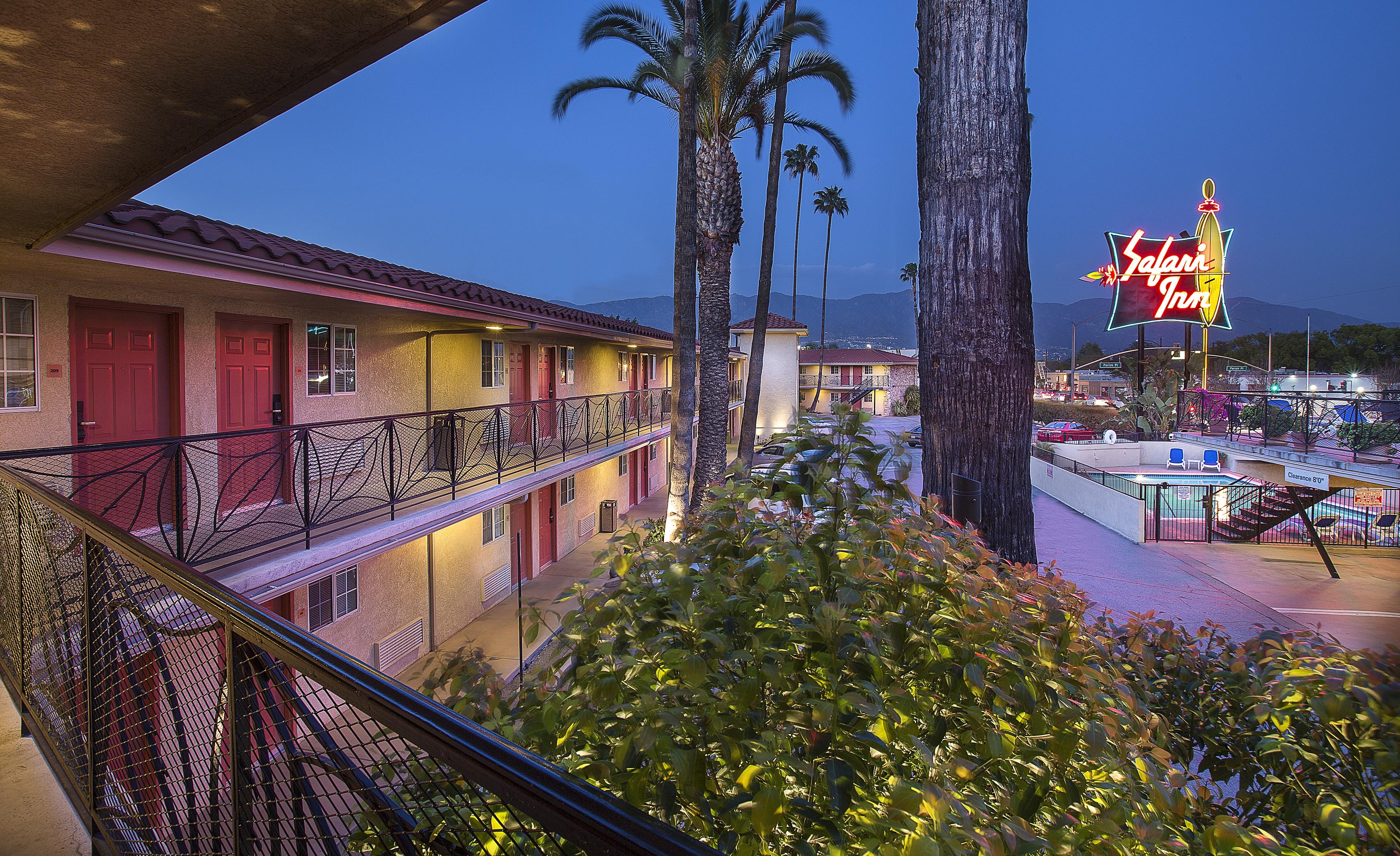 Safari Inn, A Coast Hotel Burbank Exterior foto